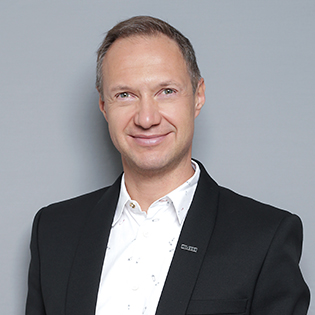 KRISTJAN-THOR VÄHI